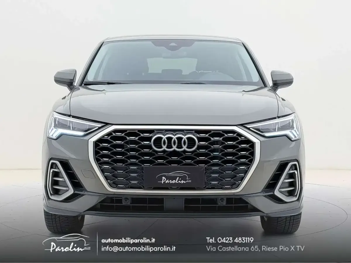 Usata Audi Q3 Sportback S-Line 245 CV (180 kW) 2022 Grigio chronos SUV