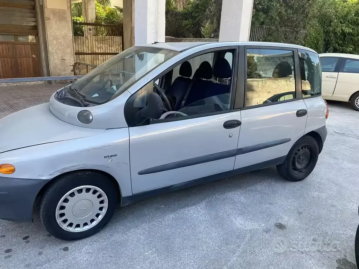 Usata Fiat Multipla 116 CV (85 kW) 2002 Monovolume