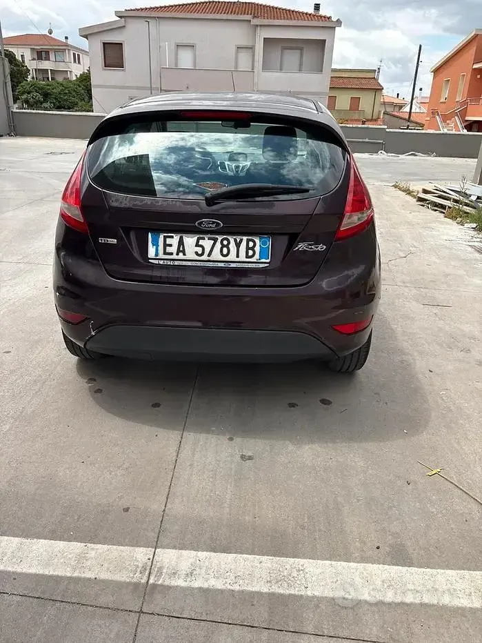 Usata Ford Fiesta 68 CV (50 kW) 2010 Utilitaria