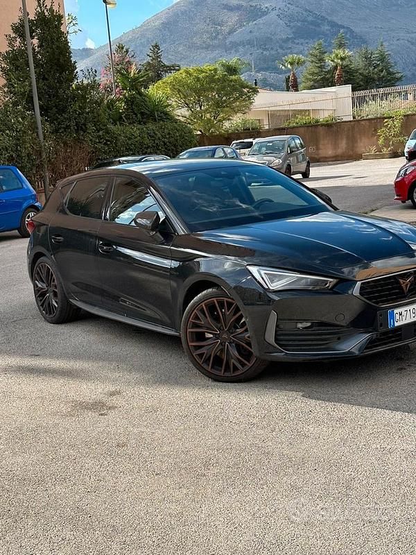 Usata 2022 Cupra Leon VZ | 30.000 € (Super prezzo) - Immagine 1/4