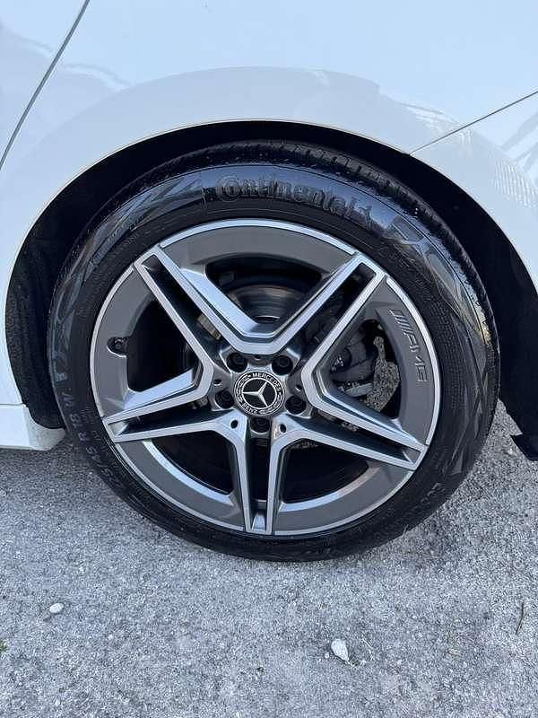 Usata Mercedes B180 Premium 116 CV (85 kW) 2020 Monovolume