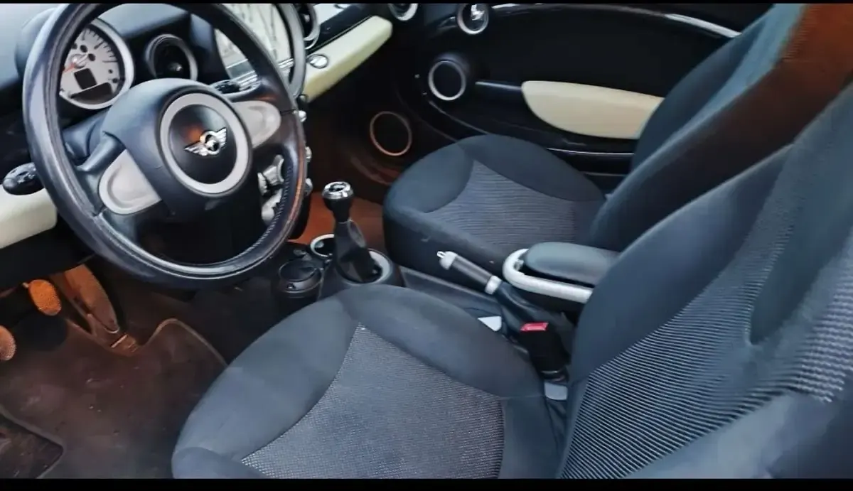 Usata Mini Cooper D 109 CV (80 kW) 2008 Utilitaria