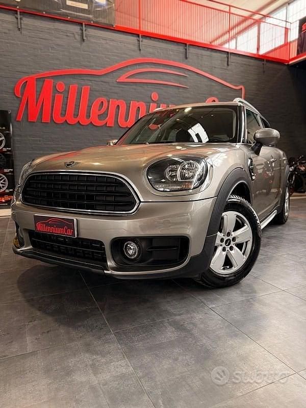 Usata Mini Cooper D Countryman Business 150 CV (110 kW) 2020 Grigio SUV