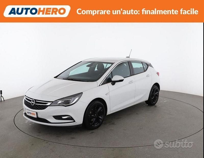 Usata Opel Astra Dynamic 150 CV (110 kW) 2017 Bianco Berlina
