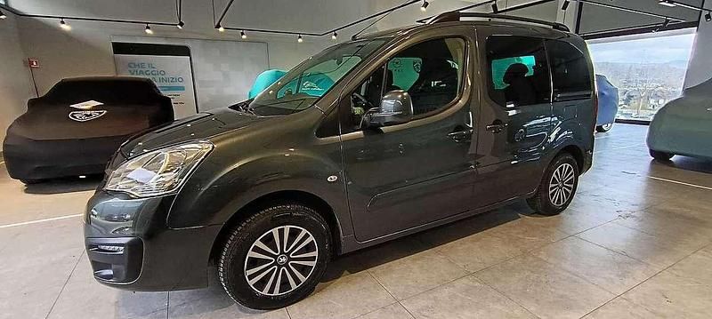 Usata Peugeot TePee Outdoor 99 CV (72 kW) 2018 Grigio Monovolume
