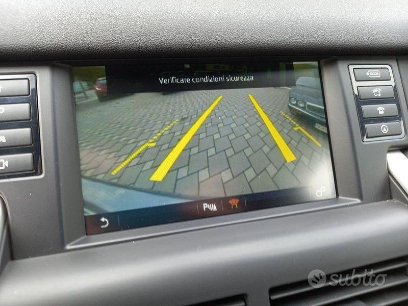 Usata Land Rover Discovery Sport HSE Luxury 180 CV (132 kW) 2015 Grigio SUV