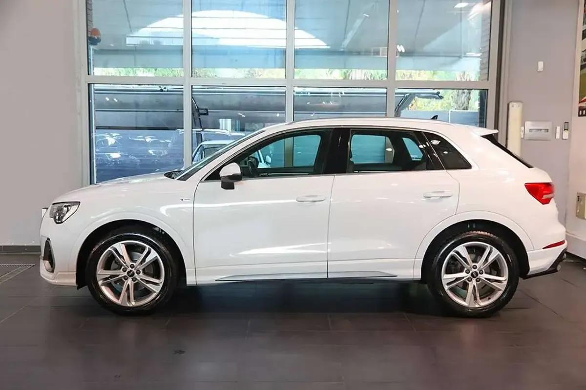 Usata Audi Q3 S-Line 150 CV (110 kW) 2022 Bianco SUV