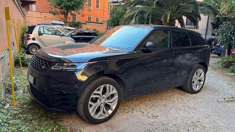 Usata Land Rover Range Rover Velar R-Dynamic 241 CV (177 kW) 2019 Nero SUV