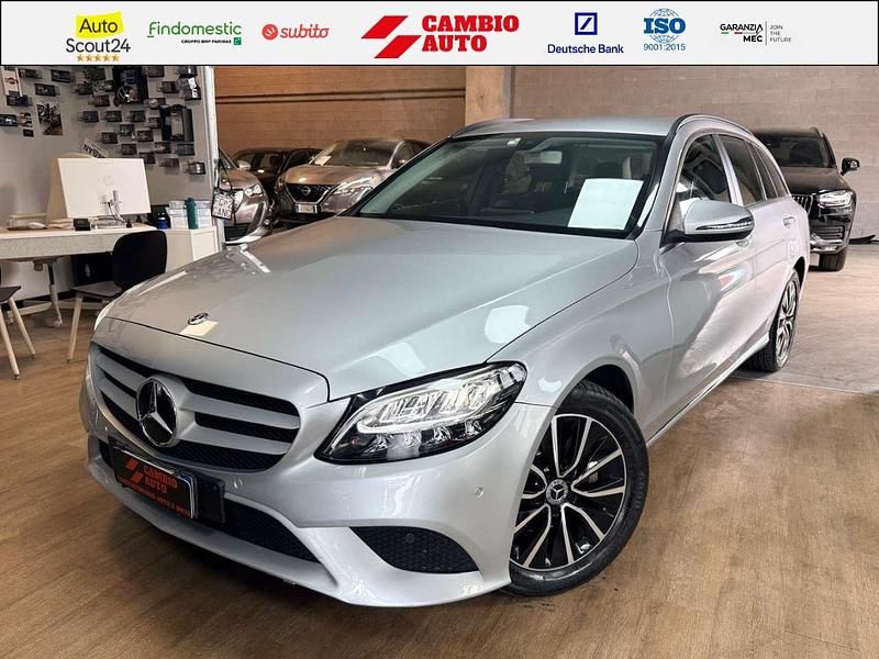 Usata Mercedes C220 194 CV (142 kW) 2019 Grigio Station wagon