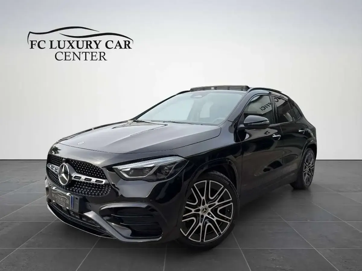 Usata Mercedes GLA200 AMG Line Premium 150 CV (110 kW) 2025 Nero cosmo met. SUV