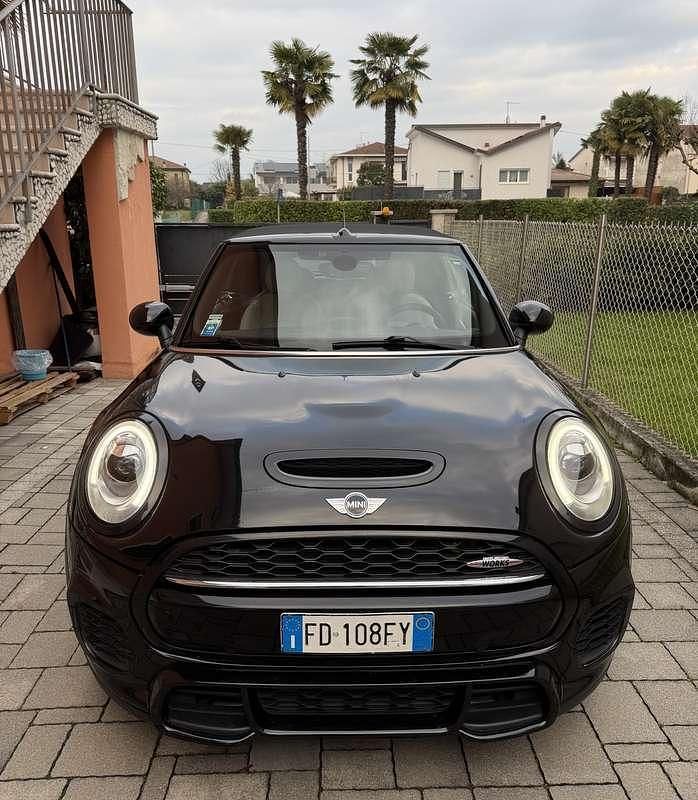 Usata Mini John Cooper Works 231 CV (169 kW) 2016 Utilitaria