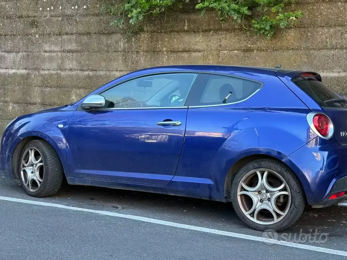 Usata Alfa Romeo MiTo 135 CV (99 kW) 2011 Blu Utilitaria