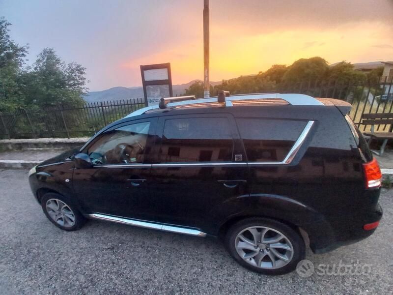 Usata Citroën C-Crosser 156 CV (114 kW) 2009 Nero SUV