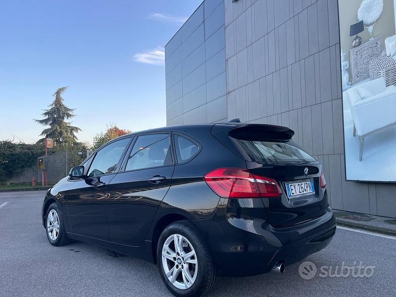 Usata BMW 216 Active Tourer Luxury Line 116 CV (85 kW) 2015 Nero Monovolume
