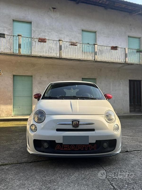 Usata Abarth 500 135 CV (99 kW) 2008 Utilitaria