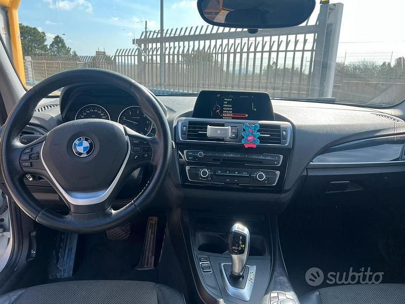 Usata BMW 118 150 CV (110 kW) 2016 Grigio Utilitaria