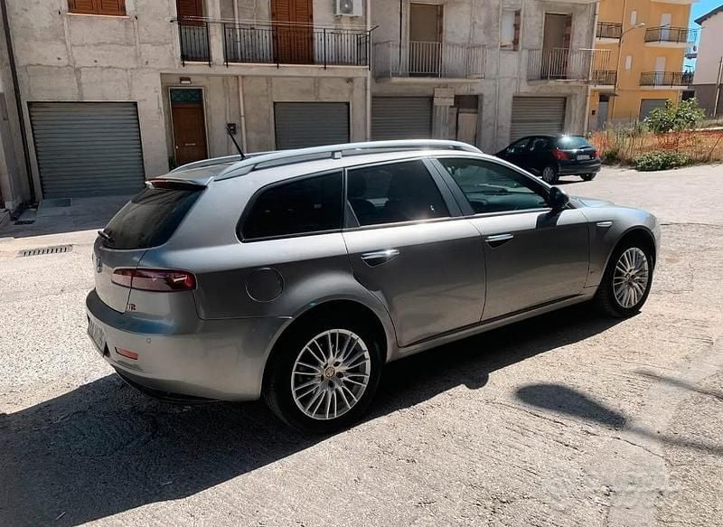 Usata Alfa Romeo 159 136 CV (100 kW) 2012 Berlina