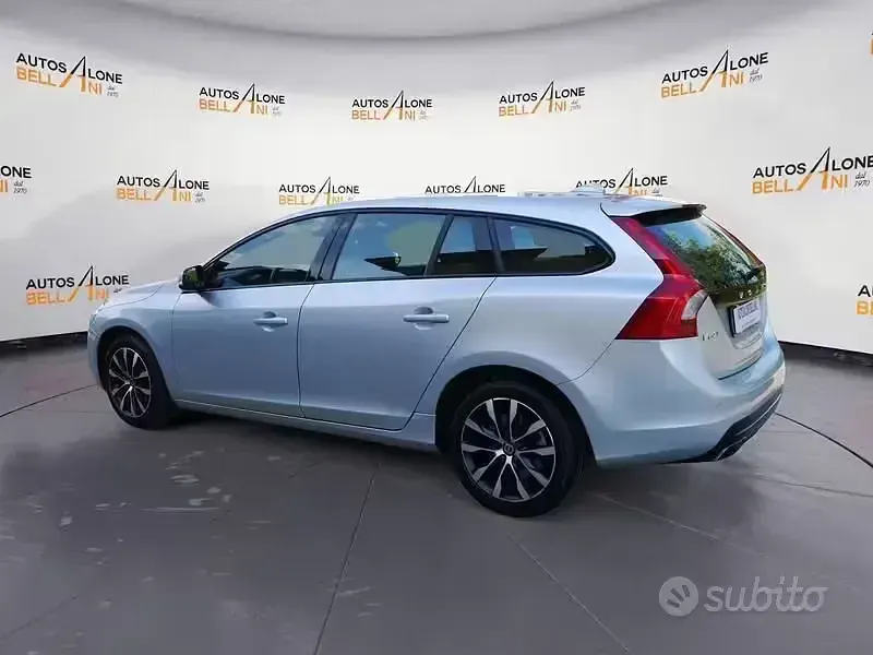 Usata Volvo V60 Dynamic 150 CV (110 kW) 2017 Grigio Station wagon