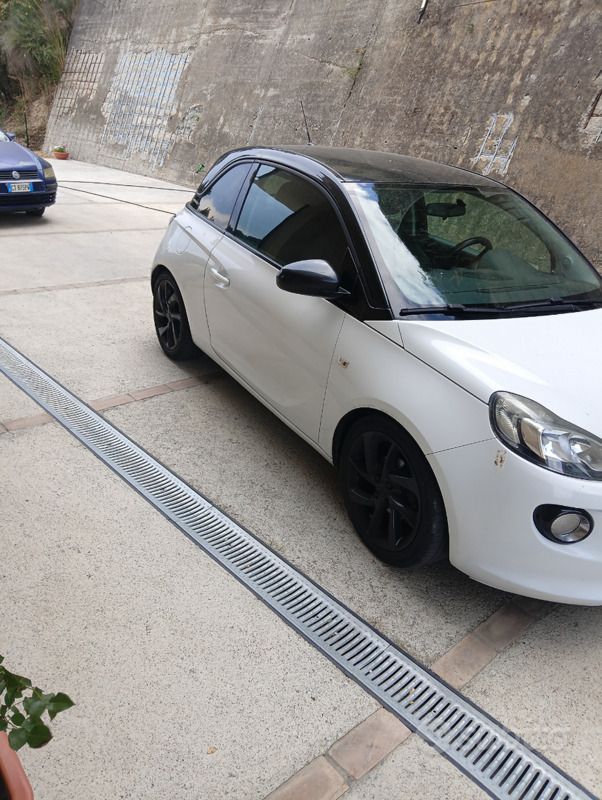 Usata Opel Adam Jam 70 CV (51 kW) 2013 Bianco Utilitaria