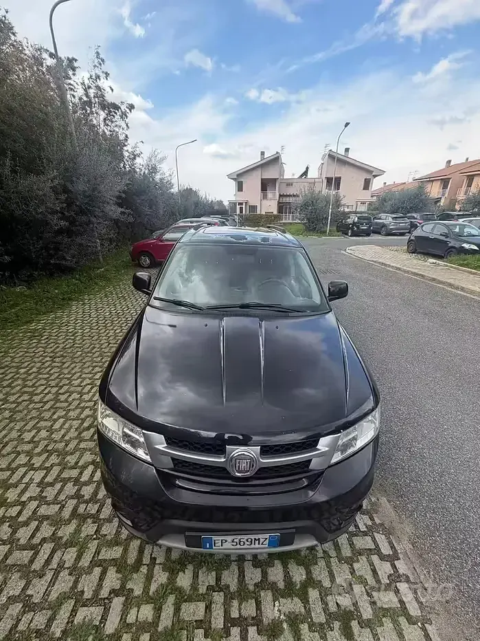 Usata Fiat Freemont Urban 170 CV (125 kW) 2013 Nero SUV