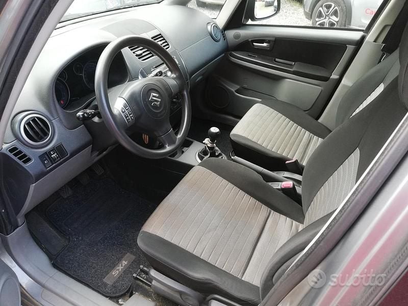 Usata Suzuki SX4 135 CV (99 kW) 2009 Grigio Berlina