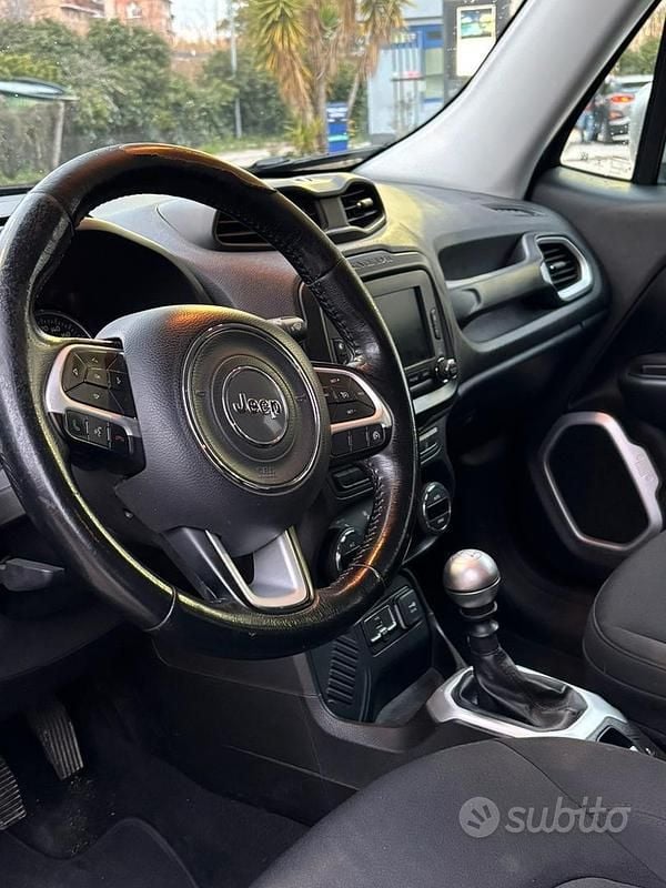 Usata Jeep Renegade Limited 120 CV (88 kW) 2017 SUV