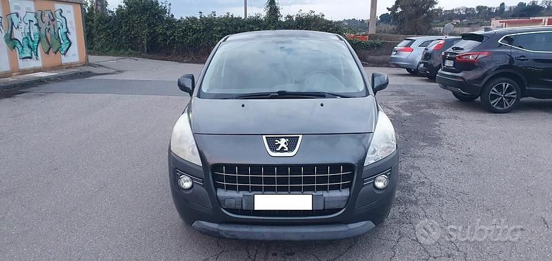 Usata Peugeot 3008 Premium 110 CV (80 kW) 2010 Grigio Station wagon