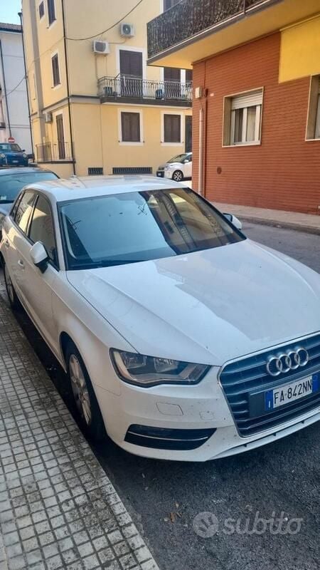 Usata Audi A3 Business 110 CV (80 kW) 2015 Bianco Berlina