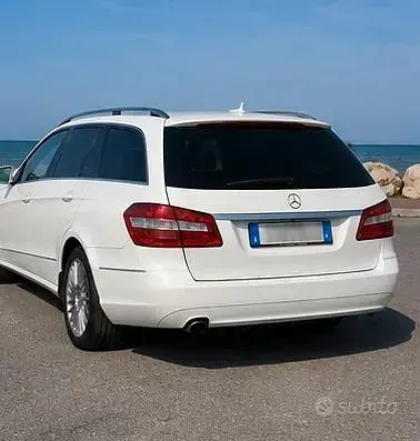 Usata Mercedes E220 2010 Bianco Station wagon