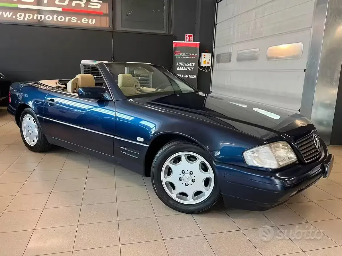 Usata Mercedes SL280 193 CV (141 kW) 1993 Bluazzurro Cabrio