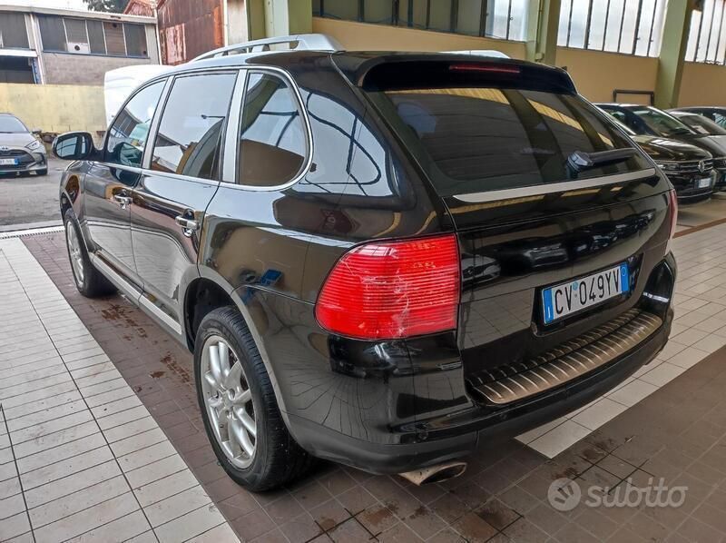 Usata Porsche Cayenne 250 CV (183 kW) 2005 Nero SUV