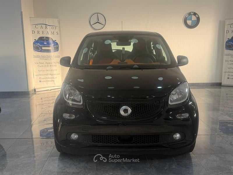 Nero Usata 2019 Smart ForFour Utilitaria | 13.999 € (Buon prezzo) - Immagine 1/4