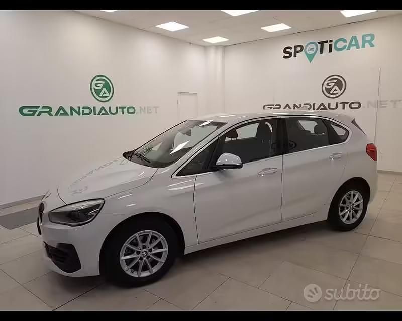 Usado BMW 218 140 HP (102 kW) 2019 Branco Carrinha
