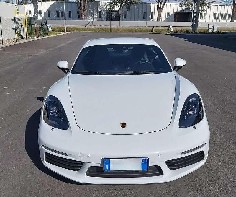 Usata Porsche 718 Cayman Chrono 299 CV (219 kW) 2018 Coupé