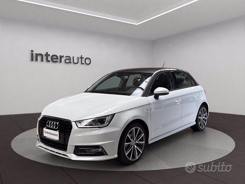 Bianco pastello Usata 2017 Audi A1 Sportback Due volumi | 15.000 € (Buon prezzo) - Immagine 1/4