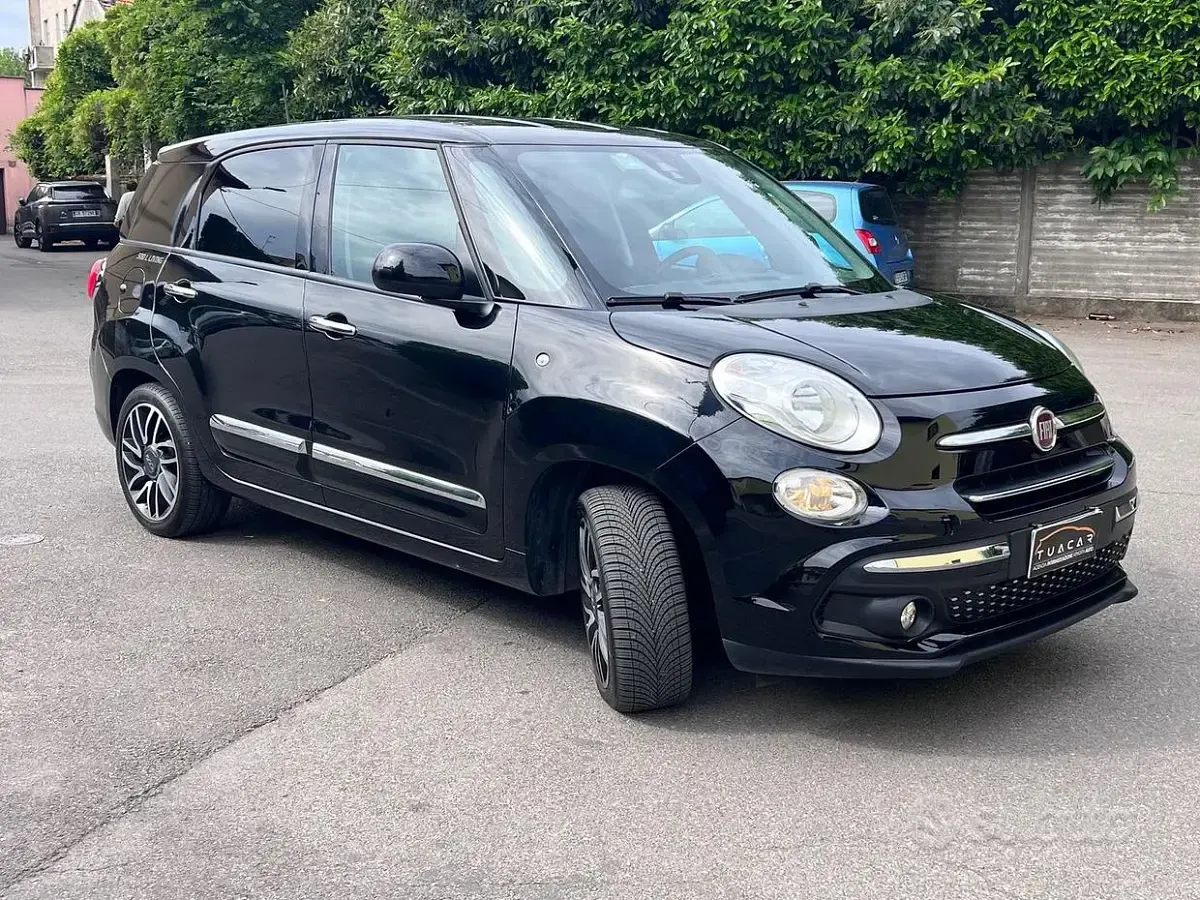 Usata Fiat 500L Lounge 120 CV (88 kW) 2020 Nero Monovolume