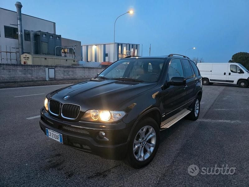 Nero Usata 2004 BMW X5 SUV | 4900 € (Super prezzo) - Immagine 1/4