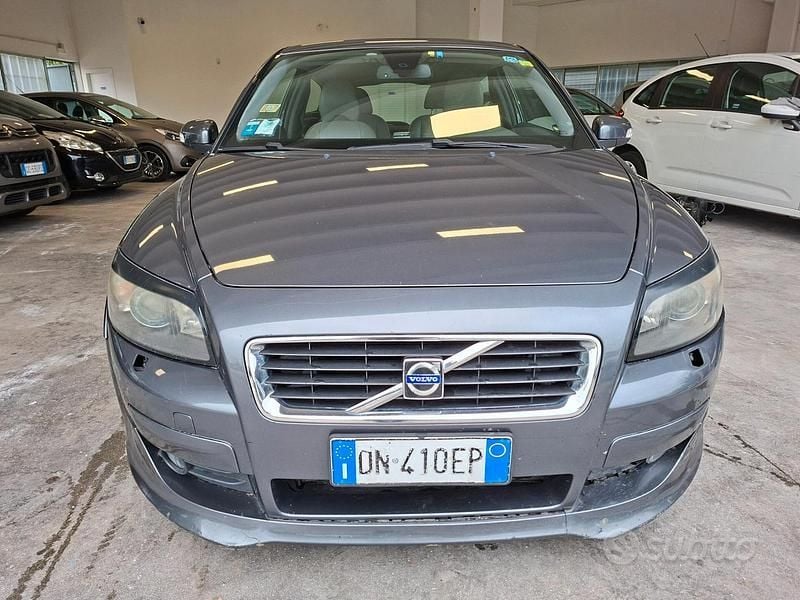 Usata Volvo C30 136 CV (100 kW) 2008 Grigio Utilitaria