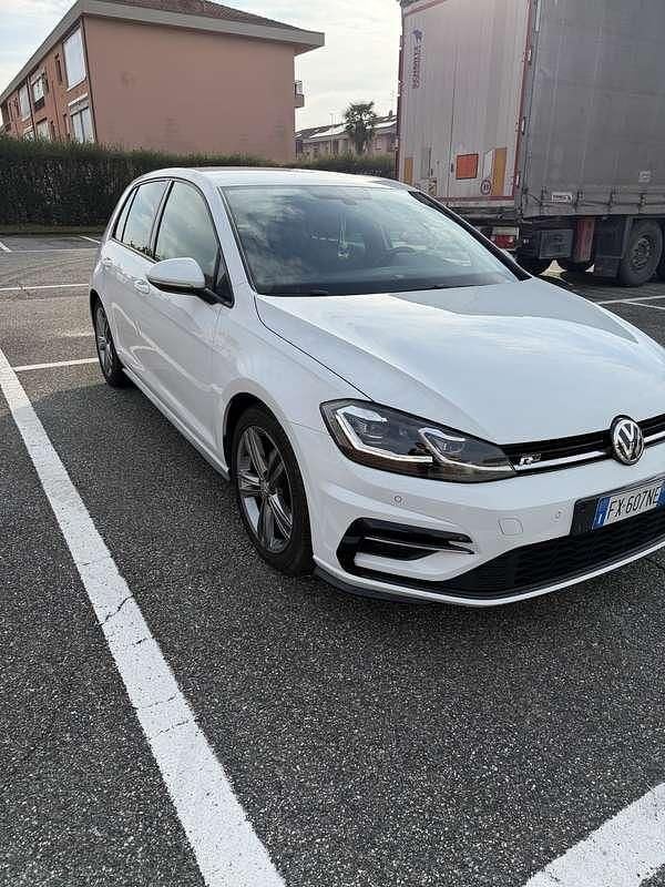 Usata VW Golf VII R-line 150 CV (110 kW) 2019 Bianco Berlina