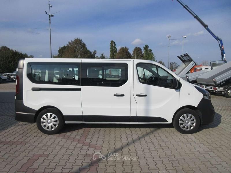 Usata Opel Vivaro 125 CV (91 kW) 2018 Bianco Monovolume