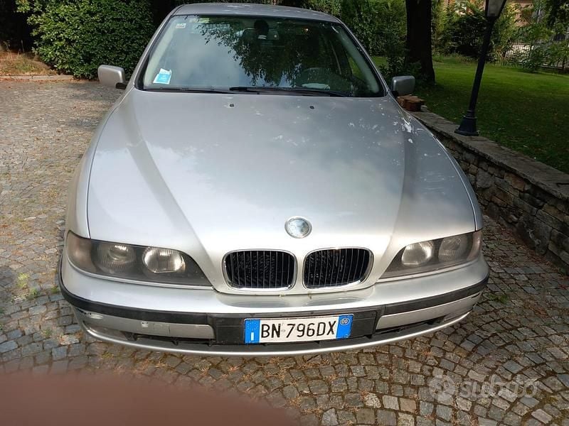Usata BMW 525 2000 Grigio Berlina
