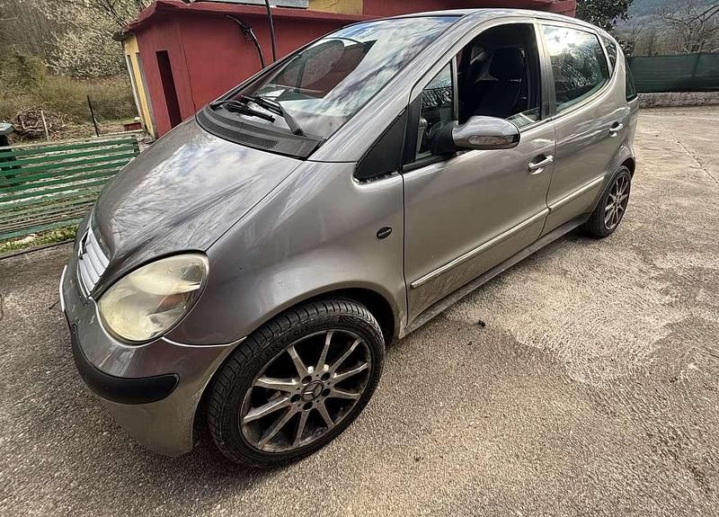 Usata Mercedes A170 Avantgarde 95 CV (69 kW) 2004 Monovolume