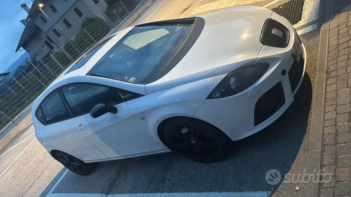 Usata Seat Leon FR 170 CV (125 kW) 2007 Bianco Utilitaria