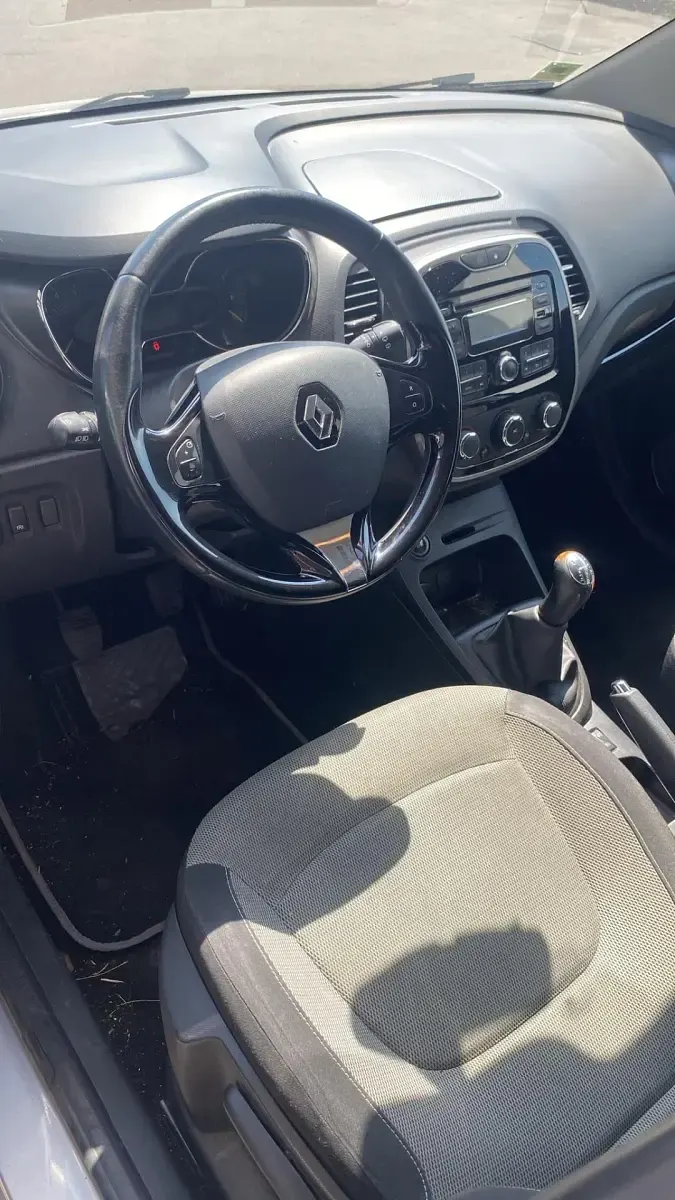 Usata Renault Captur 90 CV (66 kW) 2015 Argento SUV
