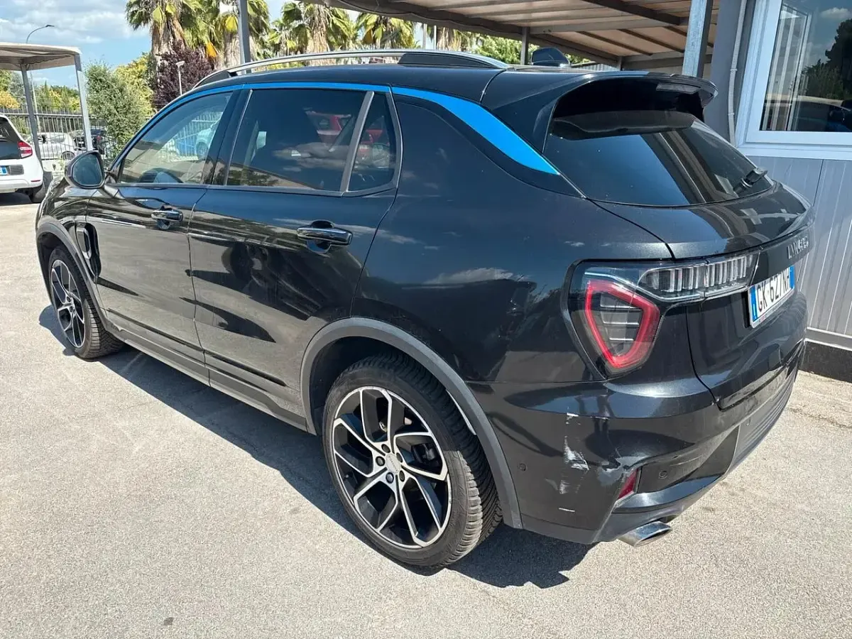 Usata Lynk & Co 01 179 CV (131 kW) 2022 Nero SUV