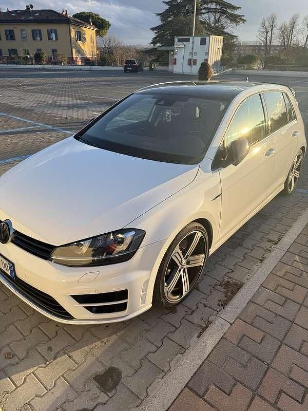 Usata VW Golf VII R 300 CV (220 kW) 2016