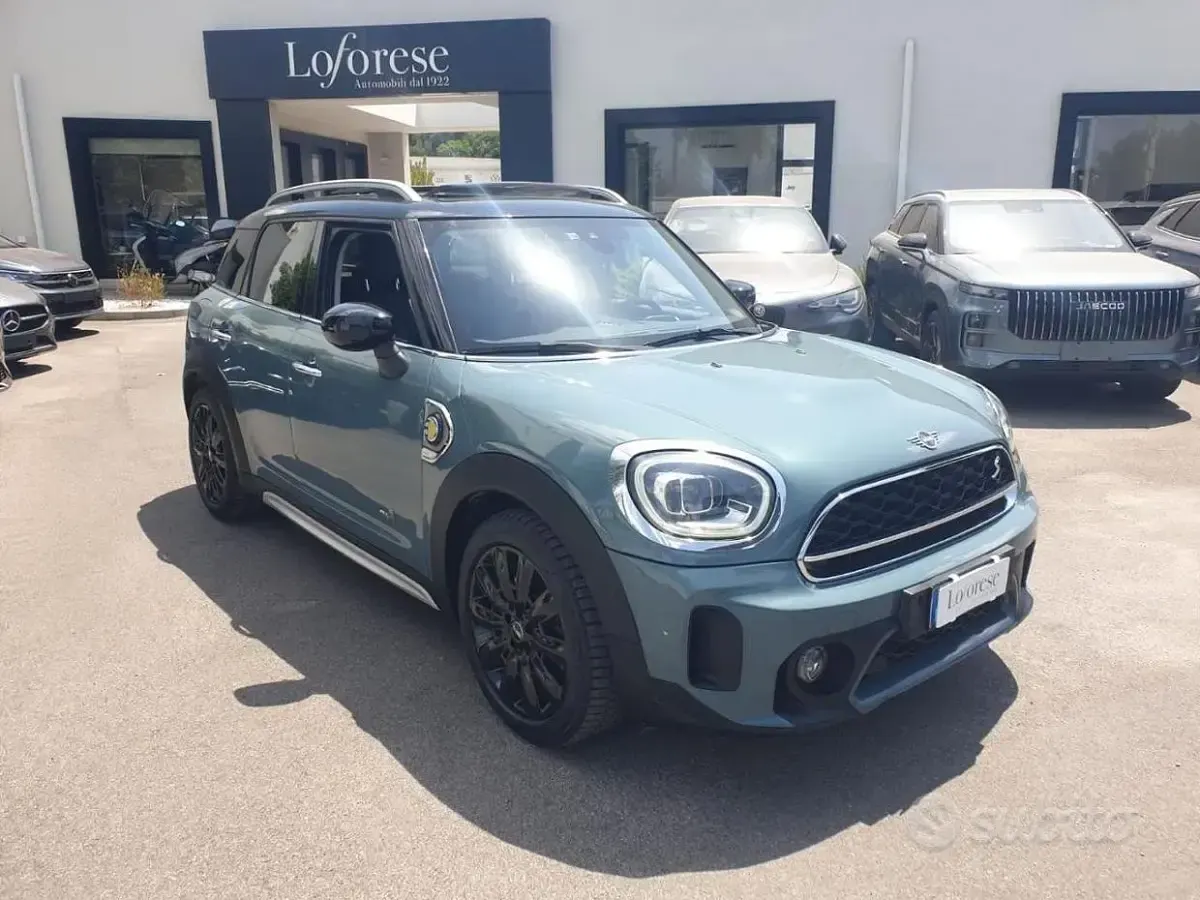 Usata Mini Cooper Countryman Business 125 CV (91 kW) 2021 Grigio scuro pastello SUV