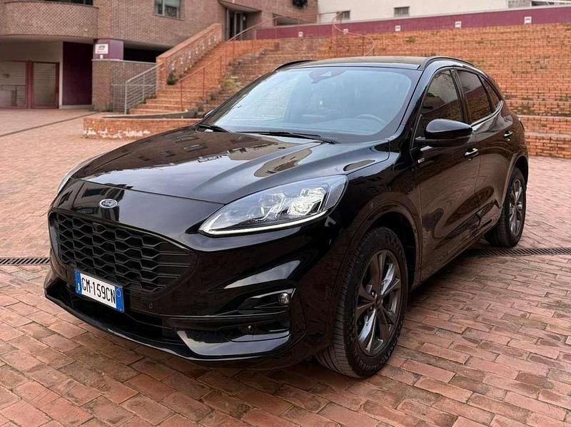 Usata Ford Kuga ST-Line X 152 CV (111 kW) 2023 Agate black met. SUV