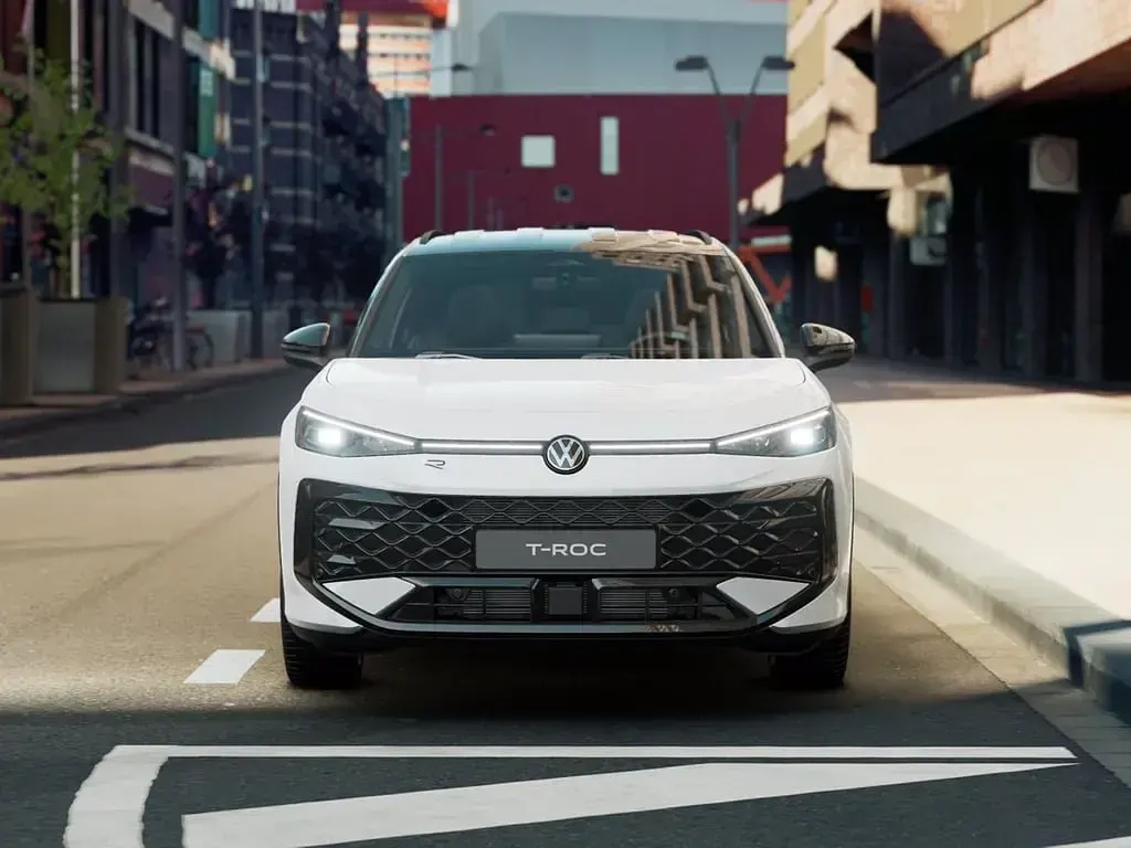 Nuova VW T-Roc R-line 150 CV (110 kW) 2026 Pure white nero SUV