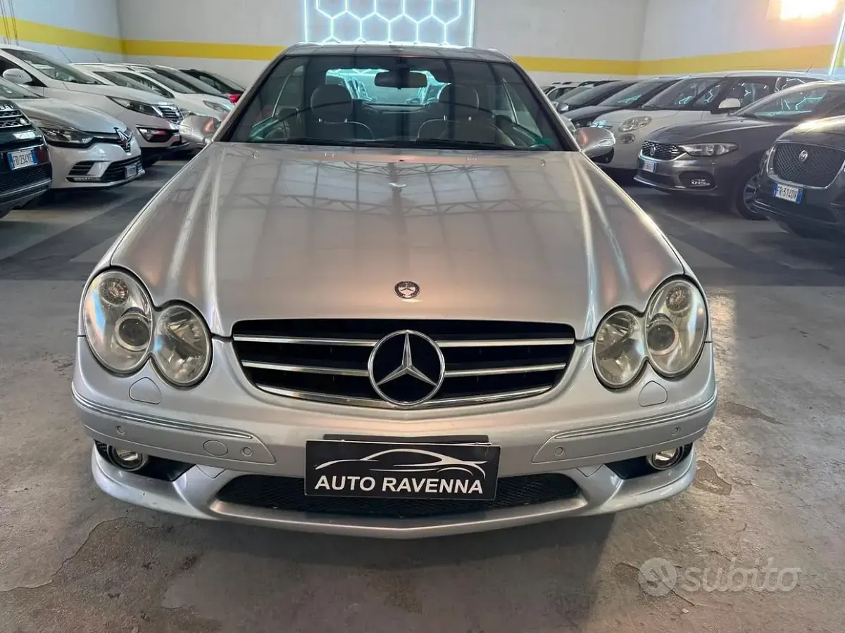 Usata Mercedes CLK220 Edition 150 CV (110 kW) 2009 Grigio Coupé